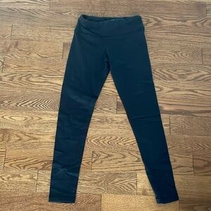 TNA black leggings size small